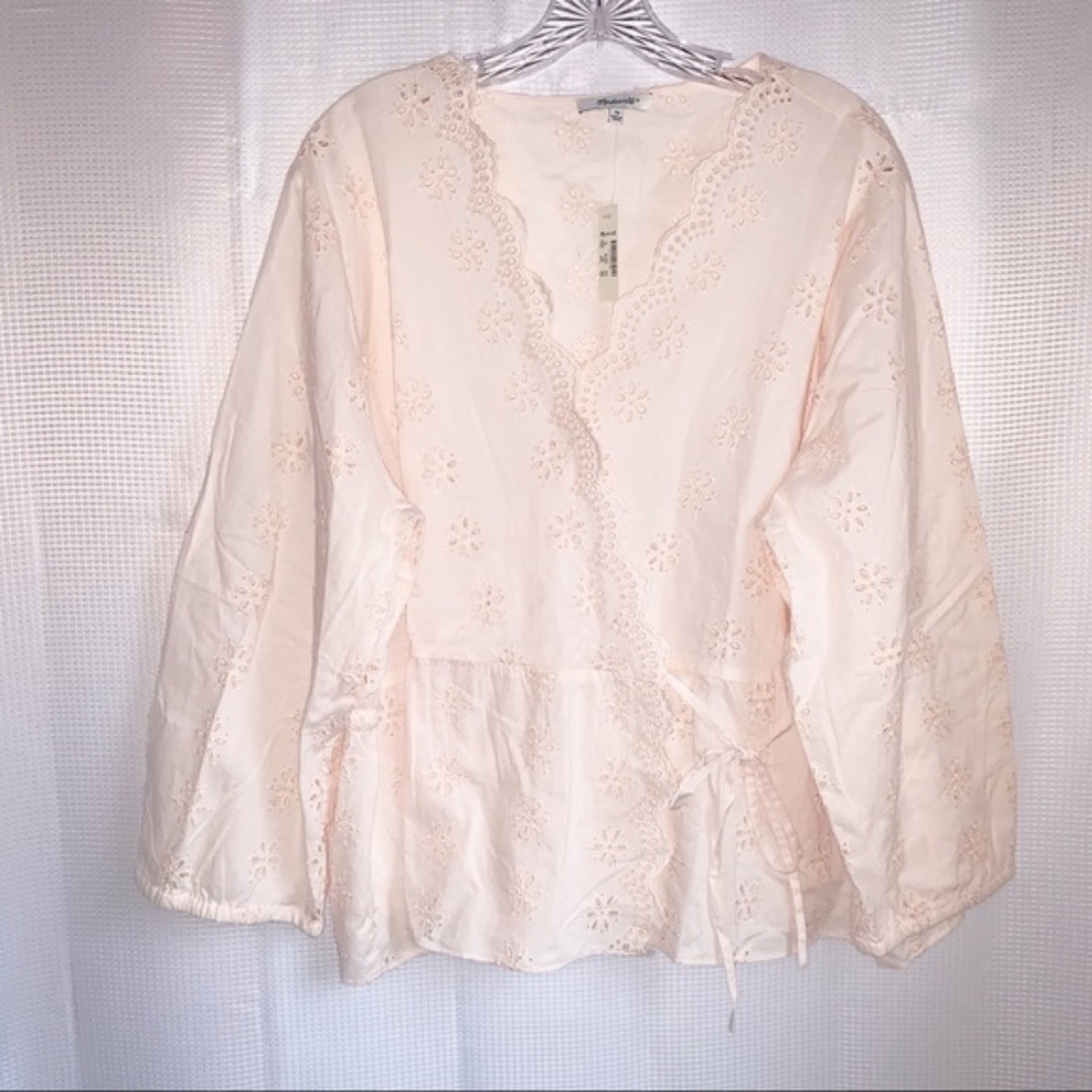 NWT Madewell Cross over top In Blush